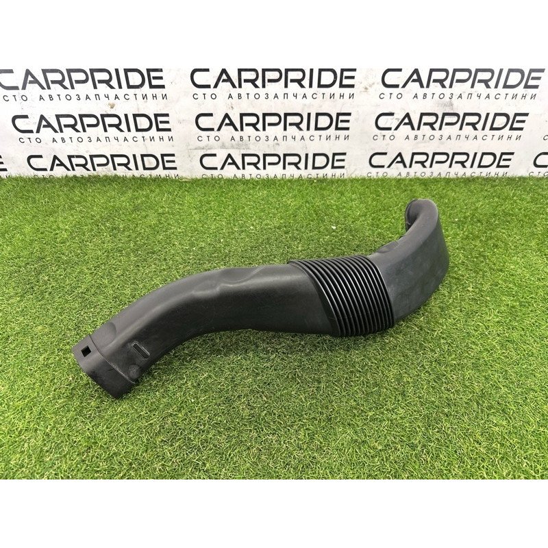 Патрубок воздушного фильтра (впускная система) BMW X5 E70 2013-2015 3.0 13717577447