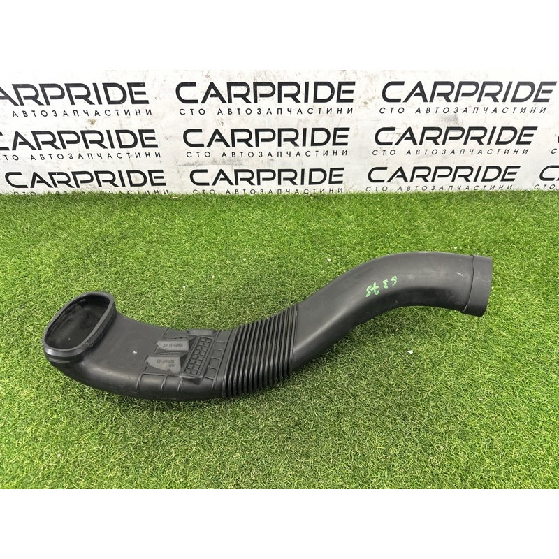 Патрубок воздушного фильтра (впускная система) BMW X5 E70 2013-2015 3.0 13717577447