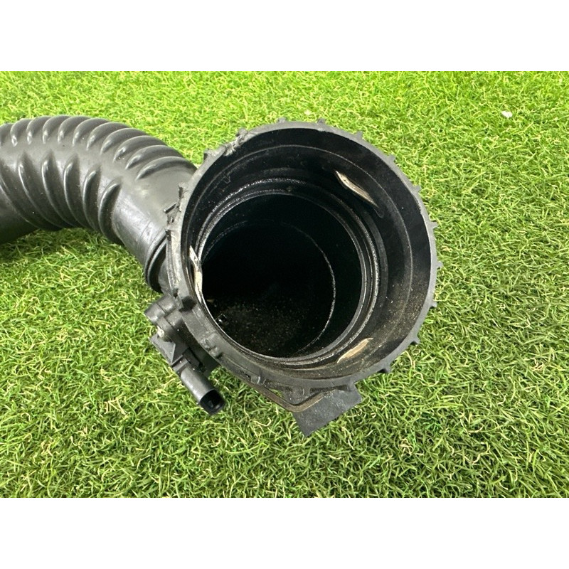 Патрубок интеркулера (двигатель и элементы) BMW 5-series F10 2015 2.0 N20 13717612091