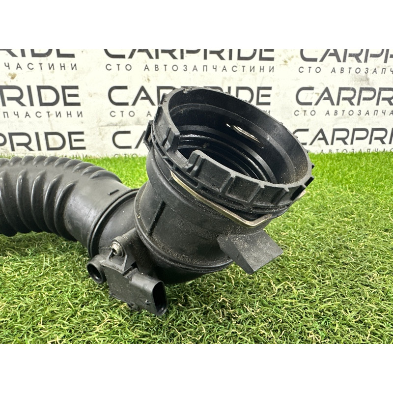 Патрубок интеркулера (двигатель и элементы) BMW 5-series F10 2015 2.0 N20 13717612091