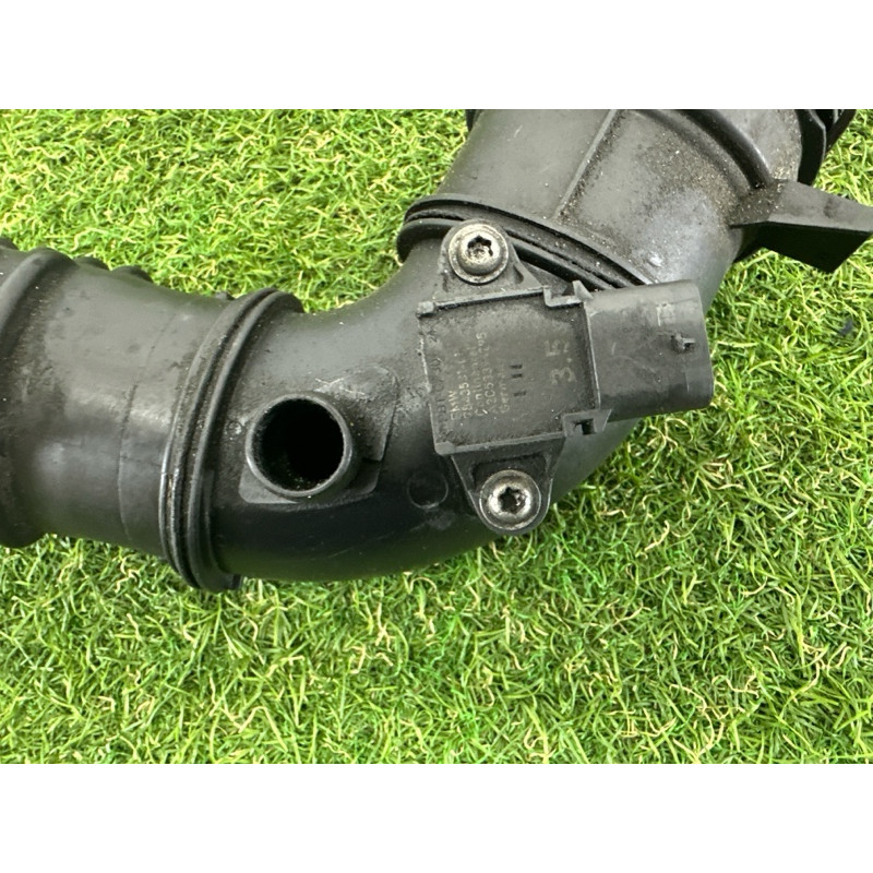 Патрубок интеркулера (двигатель и элементы) BMW 5-series F10 2015 2.0 N20 13717612091