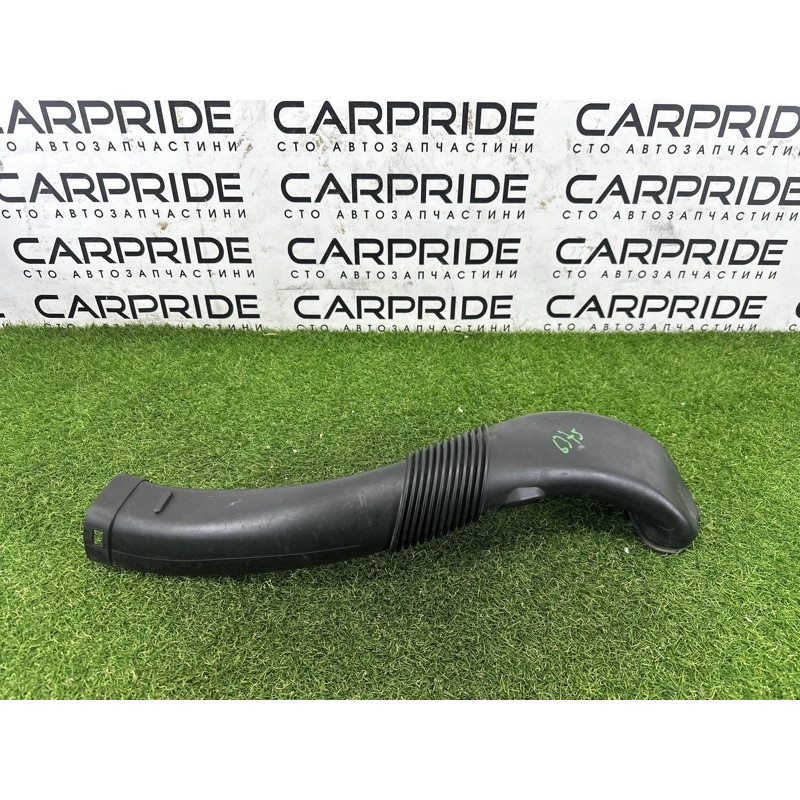 Патрубок воздушного фильтра (впускная система) BMW X5 E70 2013-2015 3.0 13717577446