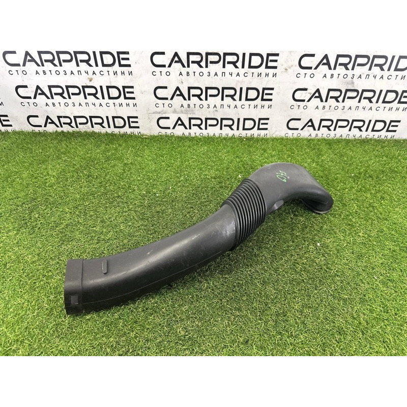 Патрубок воздушного фильтра (впускная система) BMW X5 E70 2013-2015 3.0 13717577446