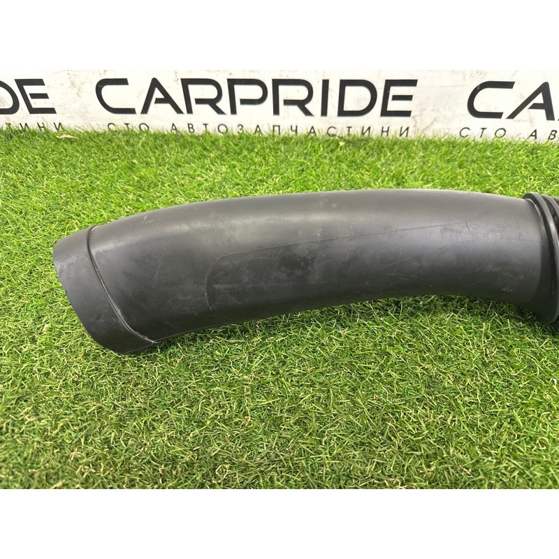 Патрубок воздушного фильтра (впускная система) BMW X5 E70 2013-2015 3.0 13717577446