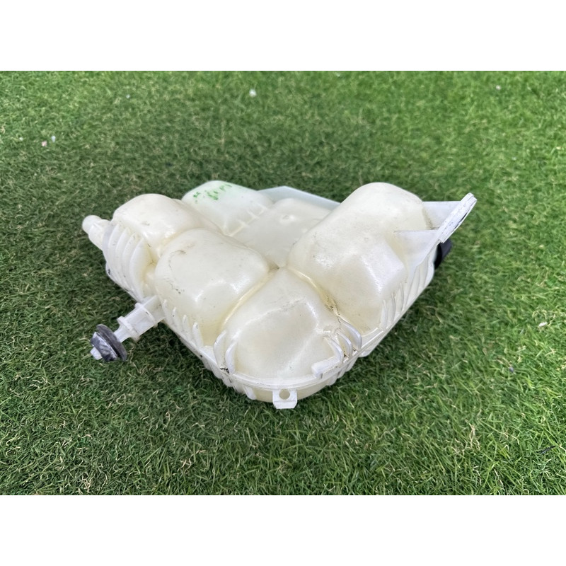 Бачок расширительный (система охлаждения) BMW X1 F48 2016 2.0 B46B20 17137617362