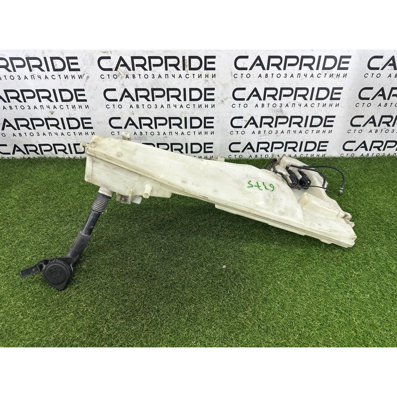 Бачок омывателя (кузов и элементы) BMW X5 E70 2013-2015 3.0 61667162588