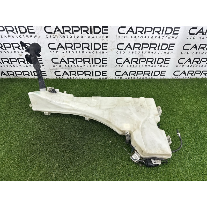 Бачок омывателя (кузов и элементы) BMW X5 E70 2013-2015 3.0 61667162588