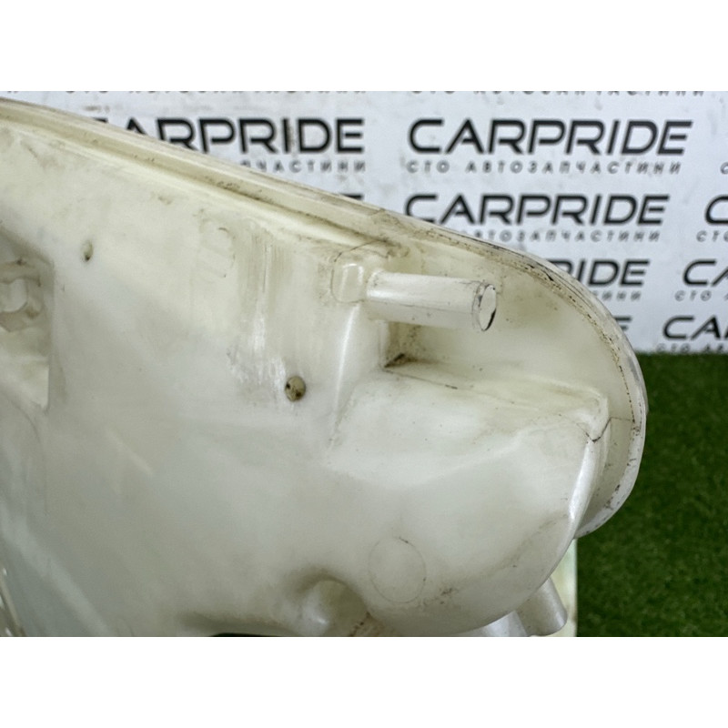 Бачок омывателя (кузов и элементы) BMW 7-series F01 2011 3.0 N54 61667269667