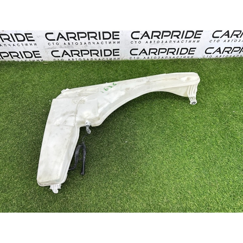 Бачок омывателя (кузов и элементы) BMW X3 F25 2013 3.0 N55B30 61667255827