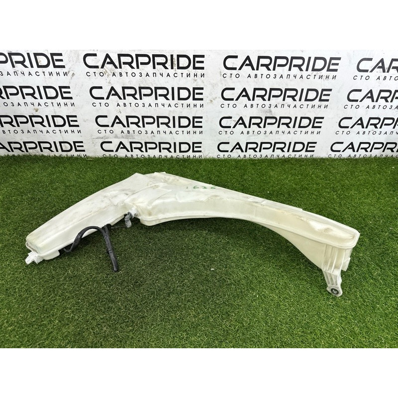 Бачок омывателя (кузов и элементы) BMW X3 F25 2013 3.0 N55B30 61667255827