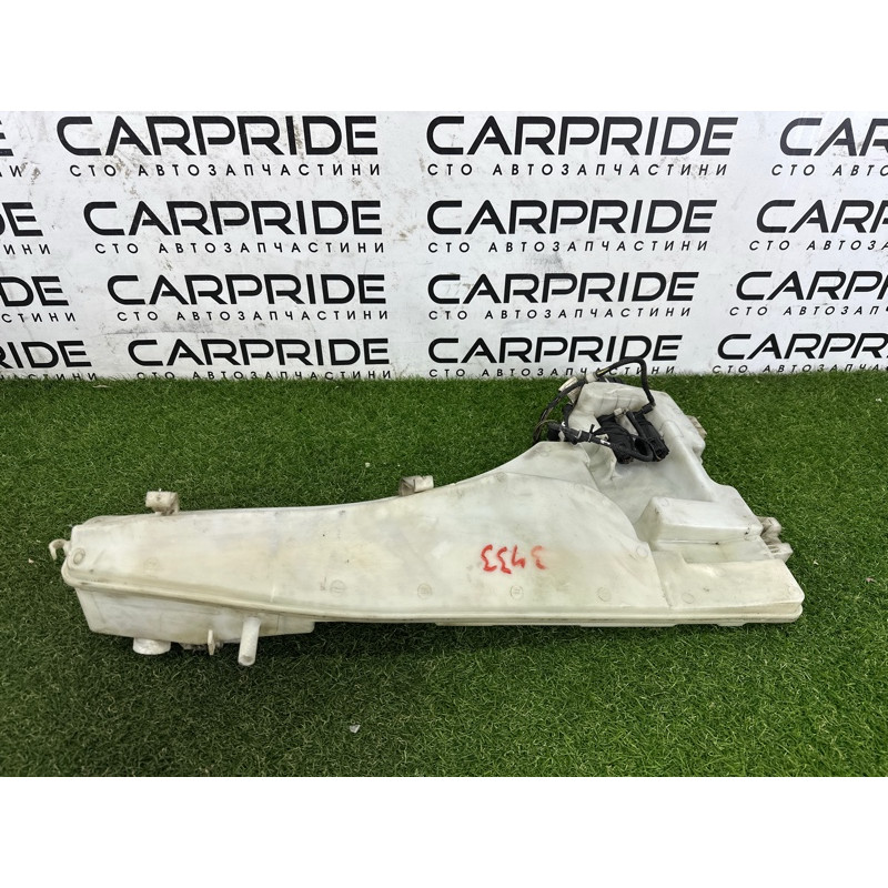 Бачок омывателя (кузов и элементы) BMW X5 E70 2011 3.0 N55B30 61667162588