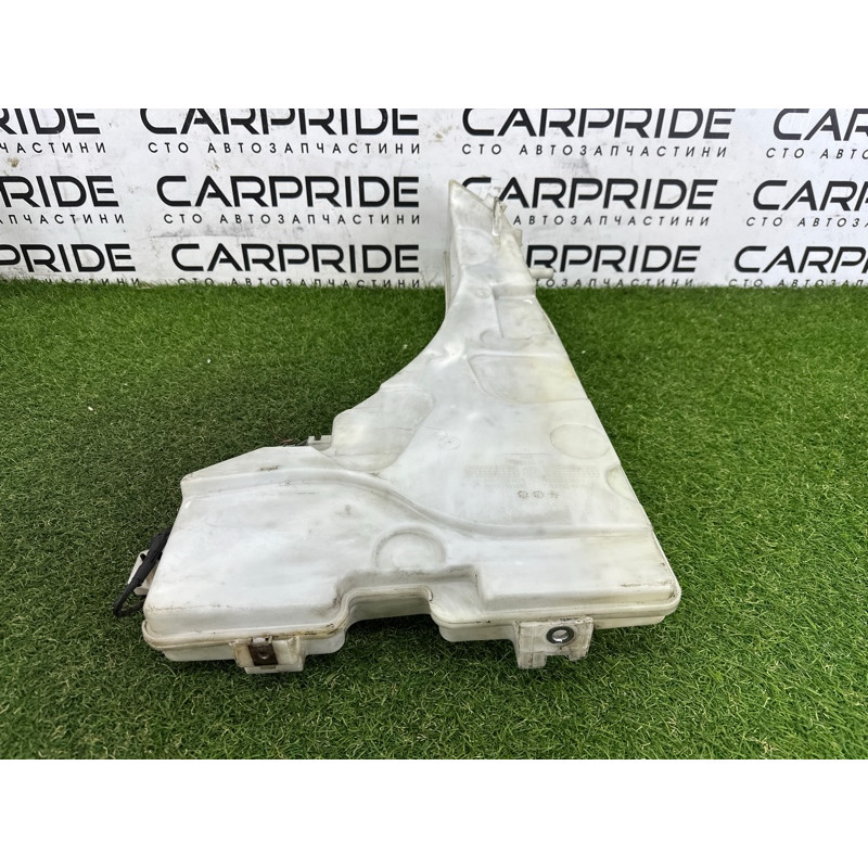 Бачок омывателя (кузов и элементы) BMW X5 E70 2011 3.0 N55B30 61667162588