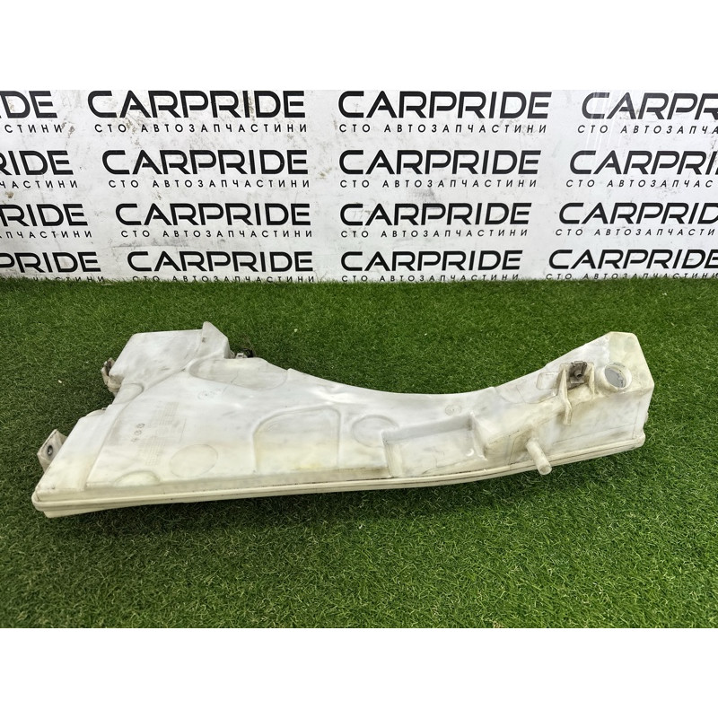 Бачок омывателя (кузов и элементы) BMW X5 E70 2011 3.0 N55B30 61667162588