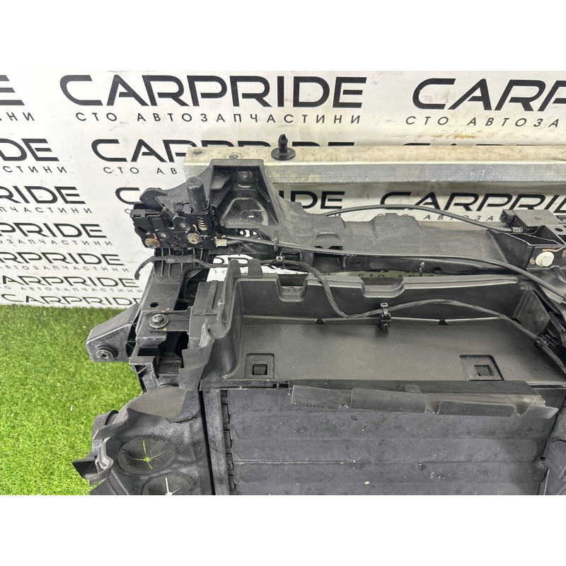 Телевизор (передняя часть кузова) (наружные элементы кузова) AUDI Q7 4M 2017 3.0 CREC 4M0805594