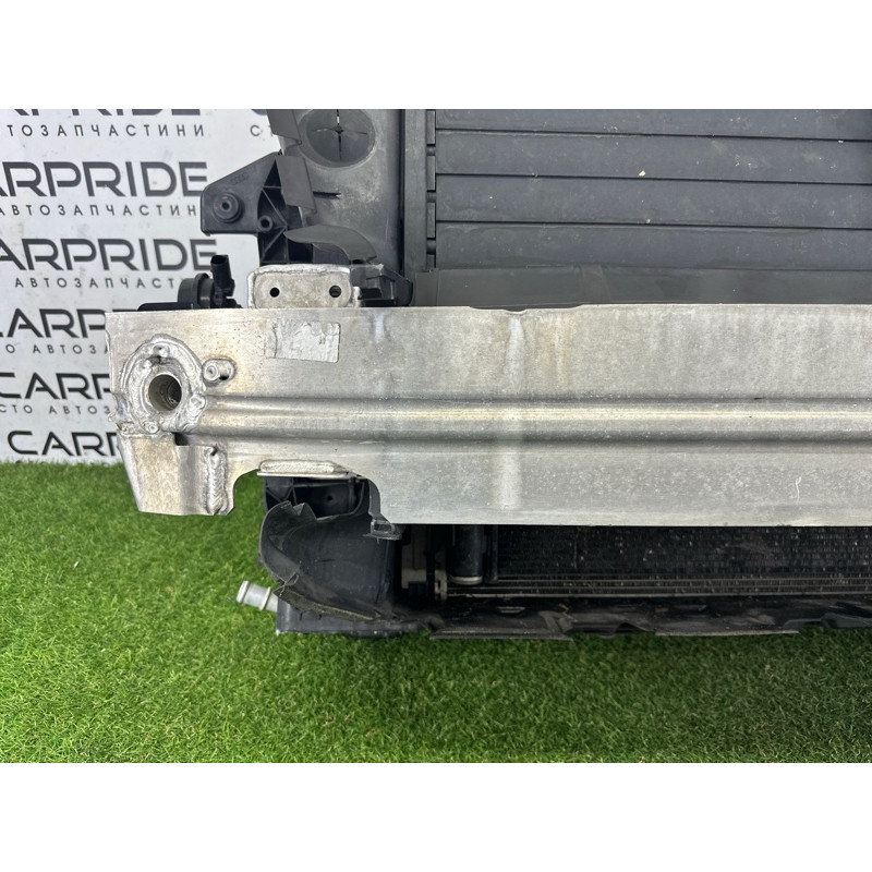 Телевизор (передняя часть кузова) (наружные элементы кузова) AUDI Q7 4M 2017 3.0 CREC 4M0805594