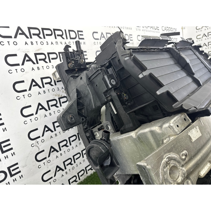 Телевизор (передняя часть кузова) (наружные элементы кузова) AUDI Q7 4M 2017 3.0 CREC 4M0805594