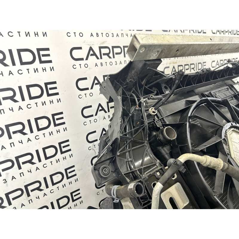 Телевизор (передняя часть кузова) (наружные элементы кузова) AUDI Q7 4M 2017 3.0 CREC 4M0805594