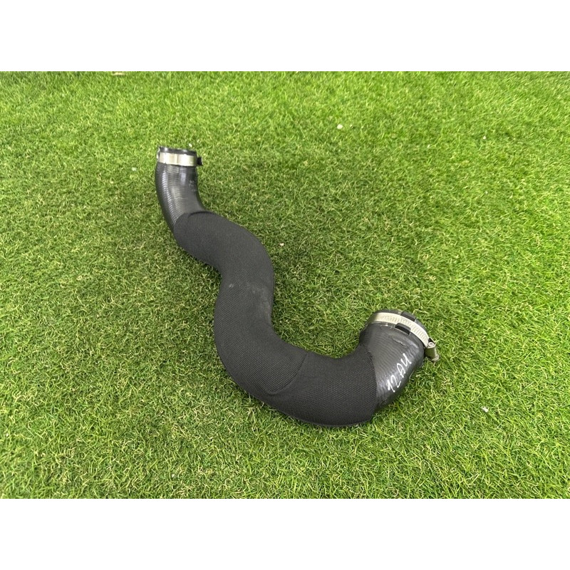 Патрубок интеркулера (двигатель и элементы) AUDI A4 B8 2012 2.0 CAEB 8K0145738M