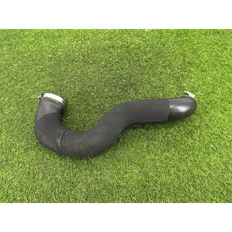 Патрубок интеркулера (двигатель и элементы) AUDI A4 B8 2012 2.0 CAEB 8K0145738M