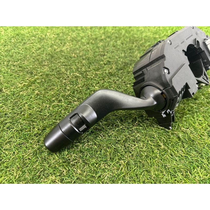 Блок подрулевых переключателей (электрика) Nissan Rogue T33 2021 2.5 PR25DD 255606RR2A