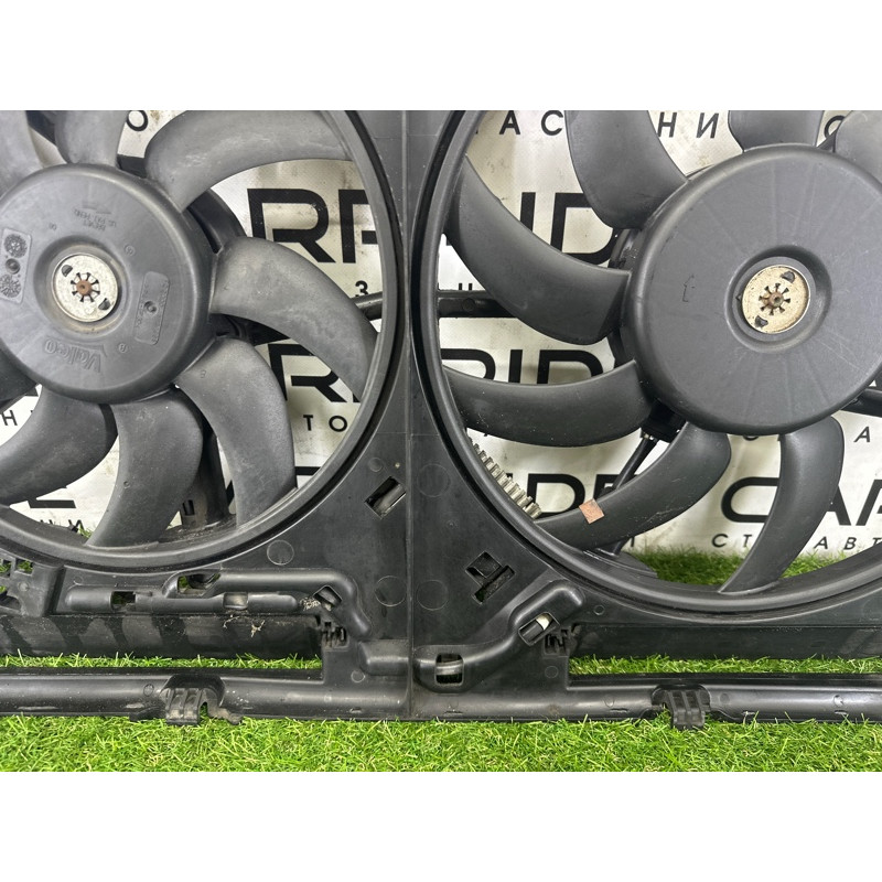 Вентилятор охлаждения радиатора (система охлаждения) AUDI A4 B8 2012 2.0 CAEB 8K0121207A