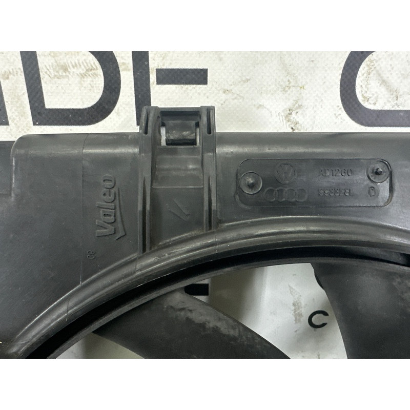 Вентилятор охлаждения радиатора (система охлаждения) AUDI A4 B8 2012 2.0 CAEB 8K0121207A