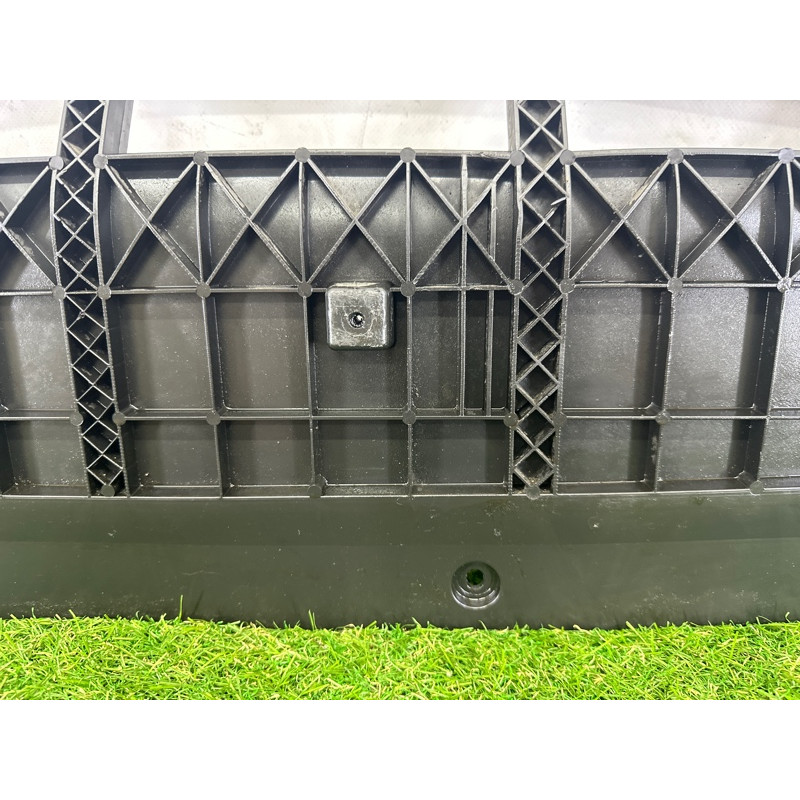 Защита бампера (кузов и элементы) AUDI Q5 8R 2012 2.0 CAEB 8R0807233