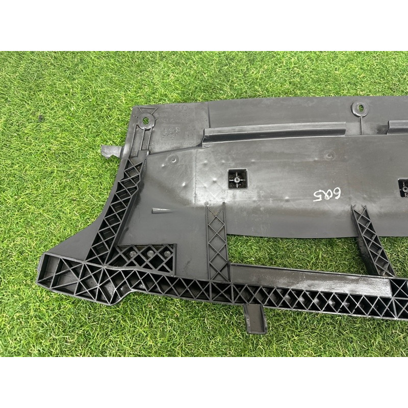 Защита бампера (кузов и элементы) AUDI Q5 8R 2012 2.0 CAEB 8R0807233