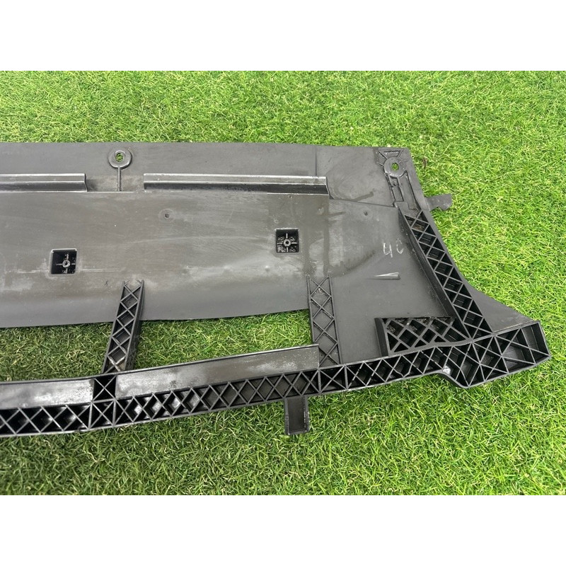 Защита бампера (кузов и элементы) AUDI Q5 8R 2012 2.0 CAEB 8R0807233