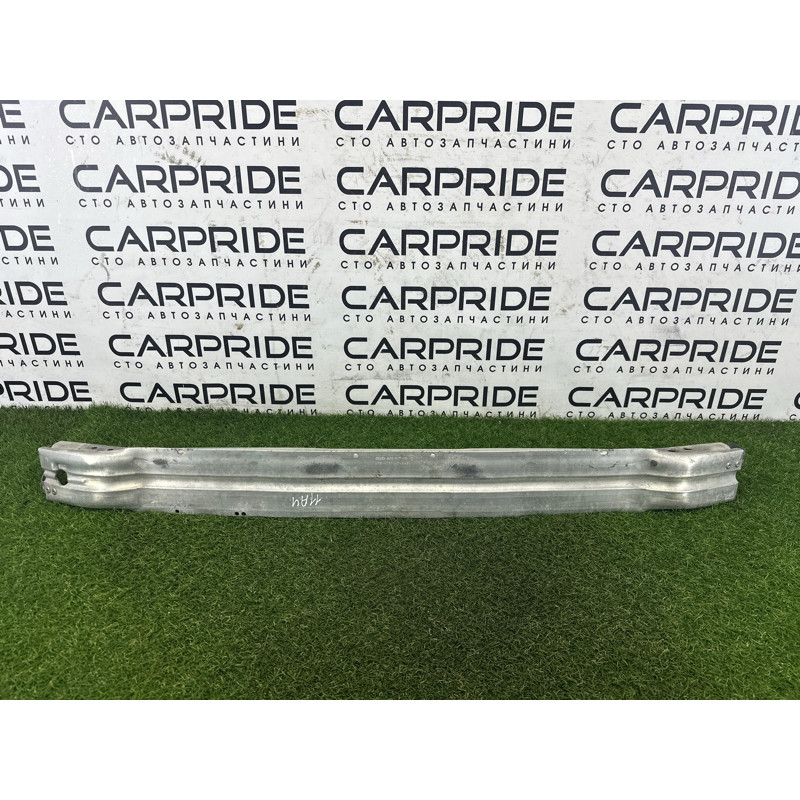 Усилитель бампера (наружные элементы кузова) AUDI A4 B8 2012 2.0 CAEB 8K0807113D