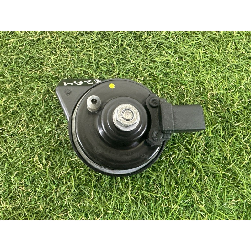 Сигнал (электрика) AUDI A4 B8 2012 2.0 CAEB 8T0951223