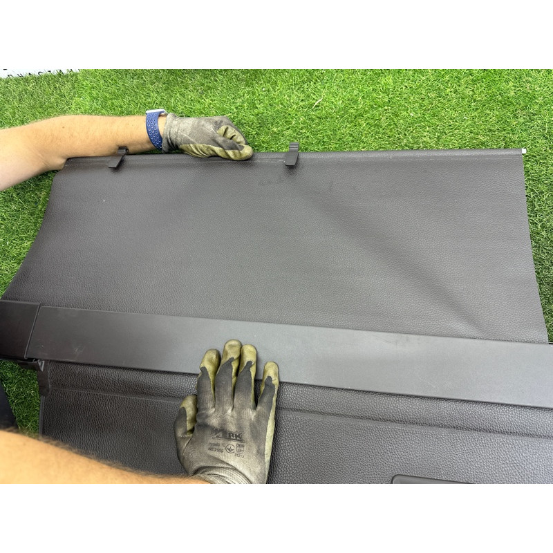 Шторка багажника (салон) Volkswagen Touareg NF 2015 3.6 CGRA 7P6867773JK1