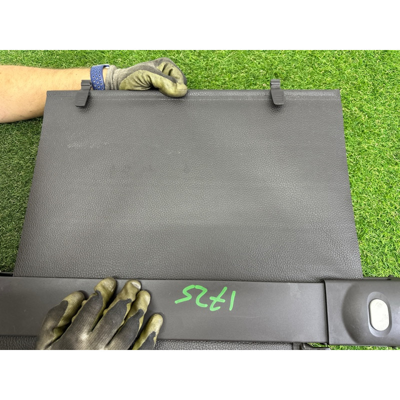 Шторка багажника (салон) Volkswagen Touareg NF 2015 3.6 CGRA 7P6867773JK1