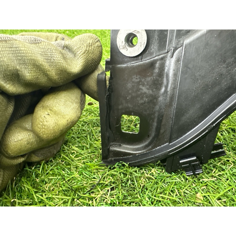 Телевизор (передняя часть кузова) (наружные элементы кузова) AUDI Q5 8R 2012 2.0 CAEB 8R0805594B