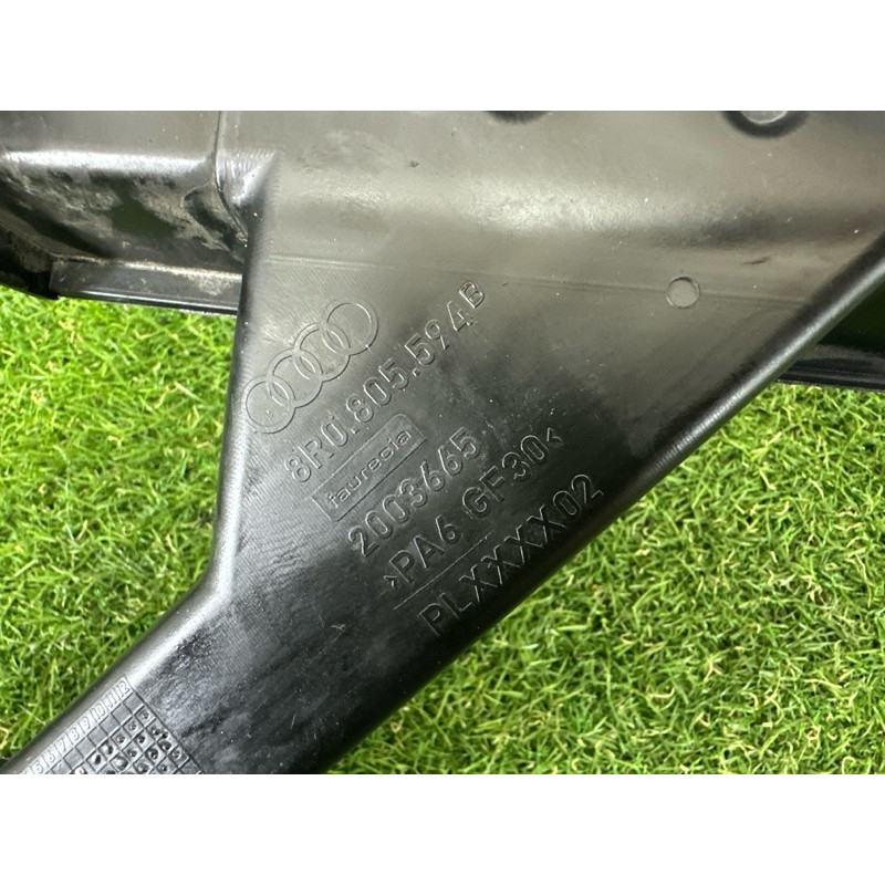 Телевизор (передняя часть кузова) (наружные элементы кузова) AUDI Q5 8R 2012 2.0 CAEB 8R0805594B