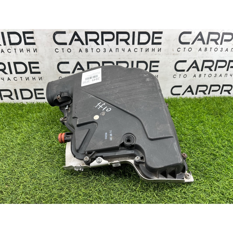 Корпус воздушного фильтра (впускная система) BMW 5-series F10 2013 N63B44 13717577466