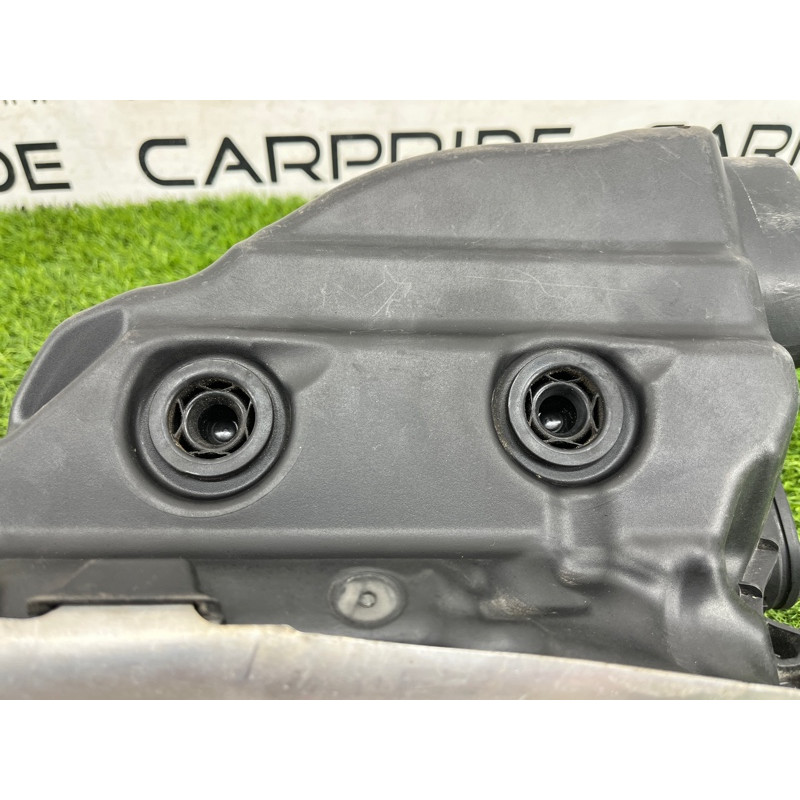 Корпус воздушного фильтра (впускная система) BMW 5-series F10 2013 N63B44 13717577466