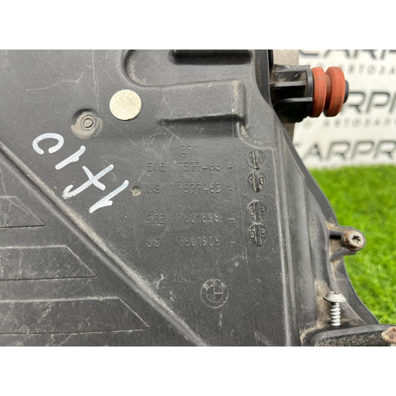 Корпус воздушного фильтра (впускная система) BMW 5-series F10 2013 N63B44 13717577466