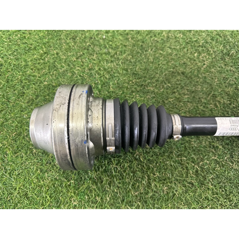 Привод (трансмиссия) Volkswagen Touareg NF 2015 3.6 CGRA 7P0407271C