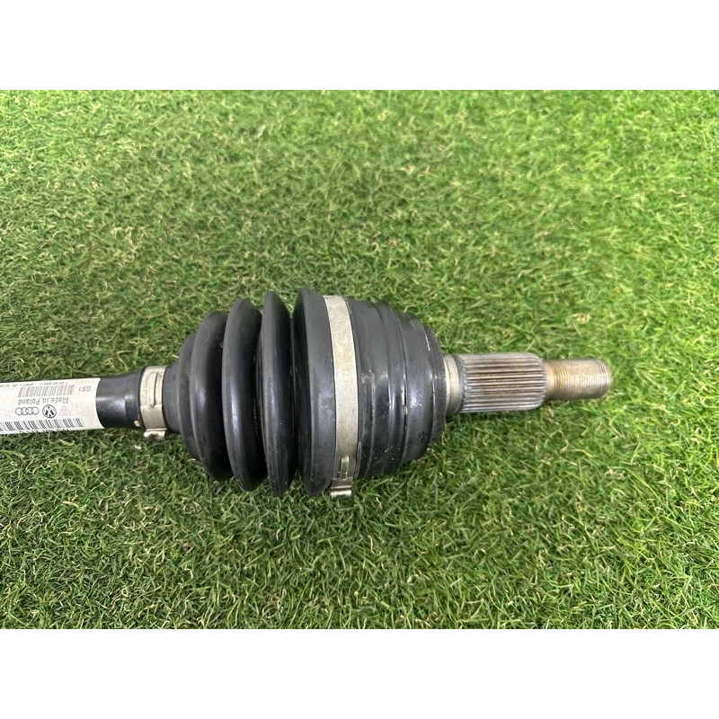 Привод (трансмиссия) Volkswagen Touareg NF 2015 3.6 CGRA 7P0407271C