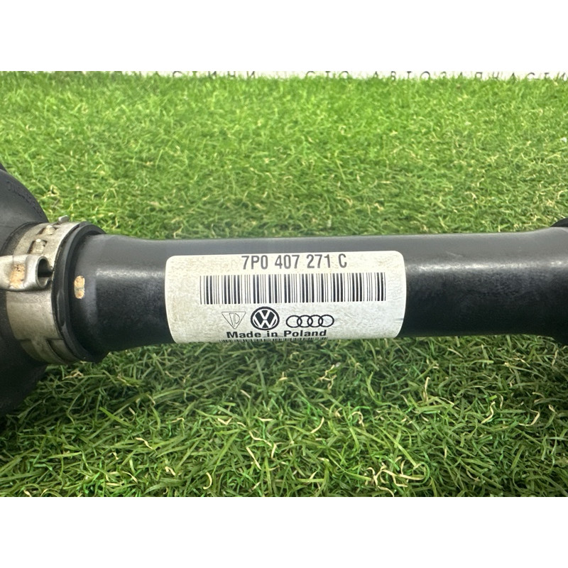 Привод (трансмиссия) Volkswagen Touareg NF 2015 3.6 CGRA 7P0407271C