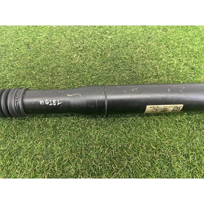 Карданный вал (трансмиссия) Volkswagen Touareg NF 2015 3.6 CGRA 7P0521101M