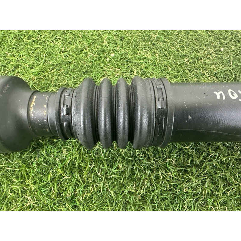 Карданный вал (трансмиссия) Volkswagen Touareg NF 2015 3.6 CGRA 7P0521101M