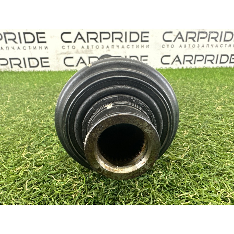 Карданный вал (трансмиссия) Volkswagen Touareg NF 2015 3.6 CGRA 7P0521101M