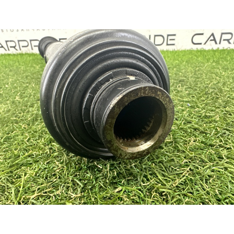 Карданный вал (трансмиссия) Volkswagen Touareg NF 2015 3.6 CGRA 7P0521101M