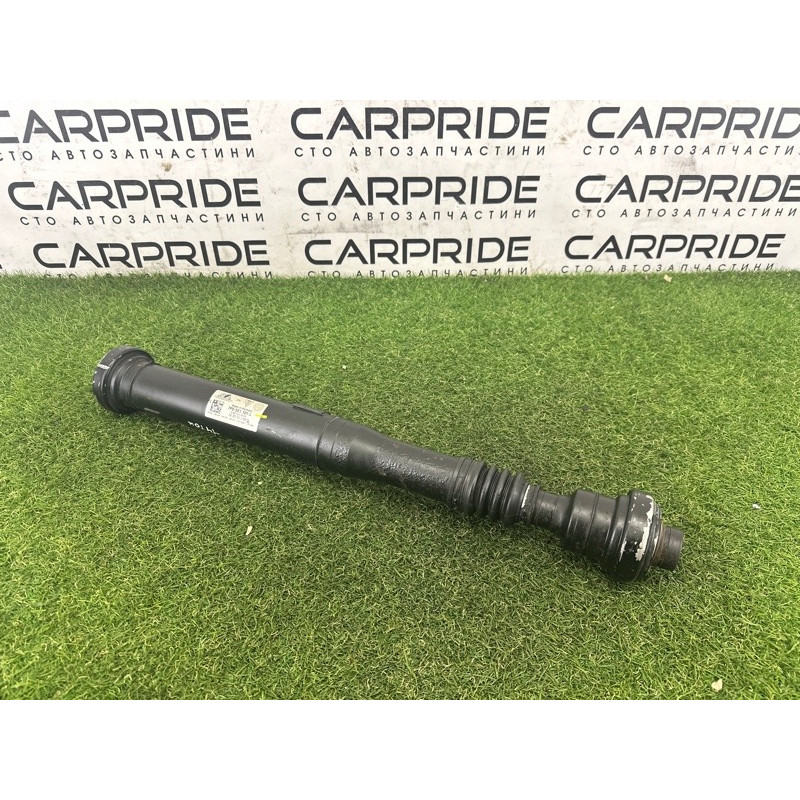 Карданный вал (трансмиссия) Volkswagen Touareg NF 2015 3.6 CGRA 7P0521101M