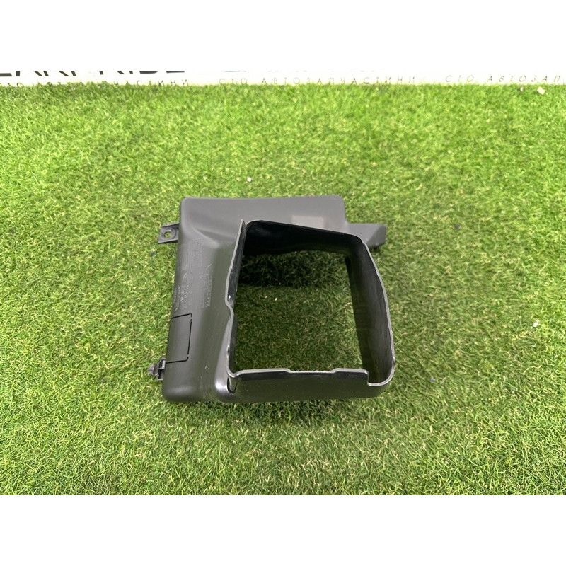 Воздуховод радиатора (кузов и элементы) BMW 7-series F01 2011 3.0 N54 51747184157