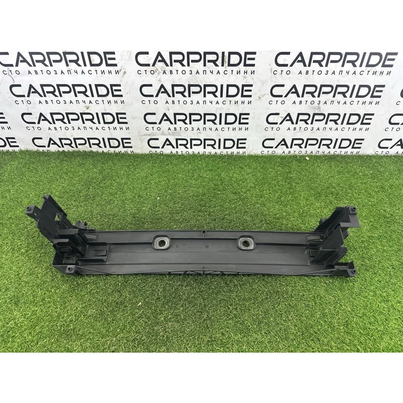 Рамка радиатора (кузов и элементы) BMW 7-series F01 2011 3.0 N54 17117639071