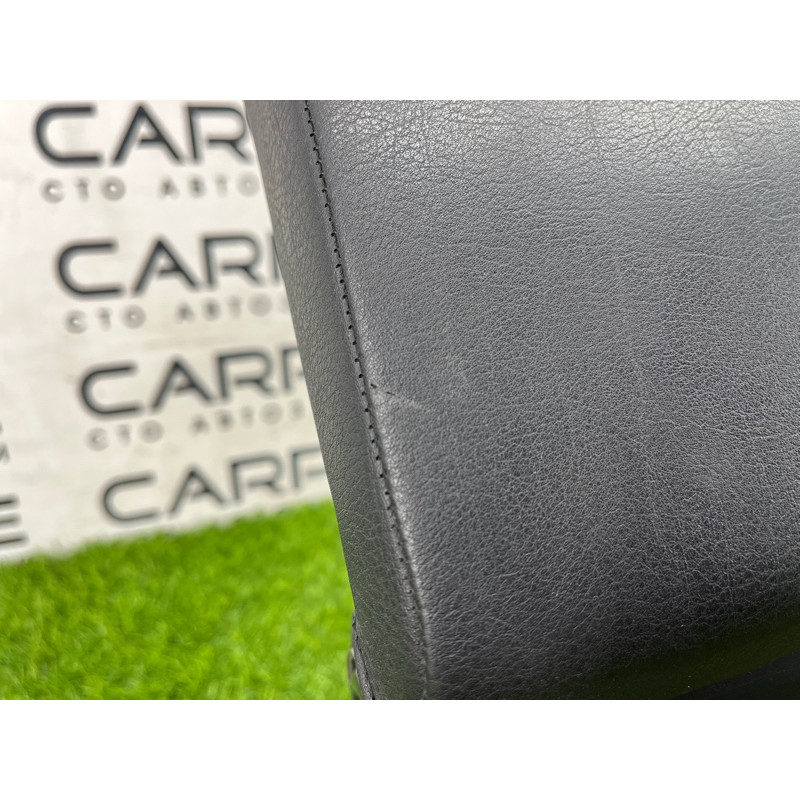 Подлокотник (салон) BMW 3-series E46 1998 M43b18 51168213678