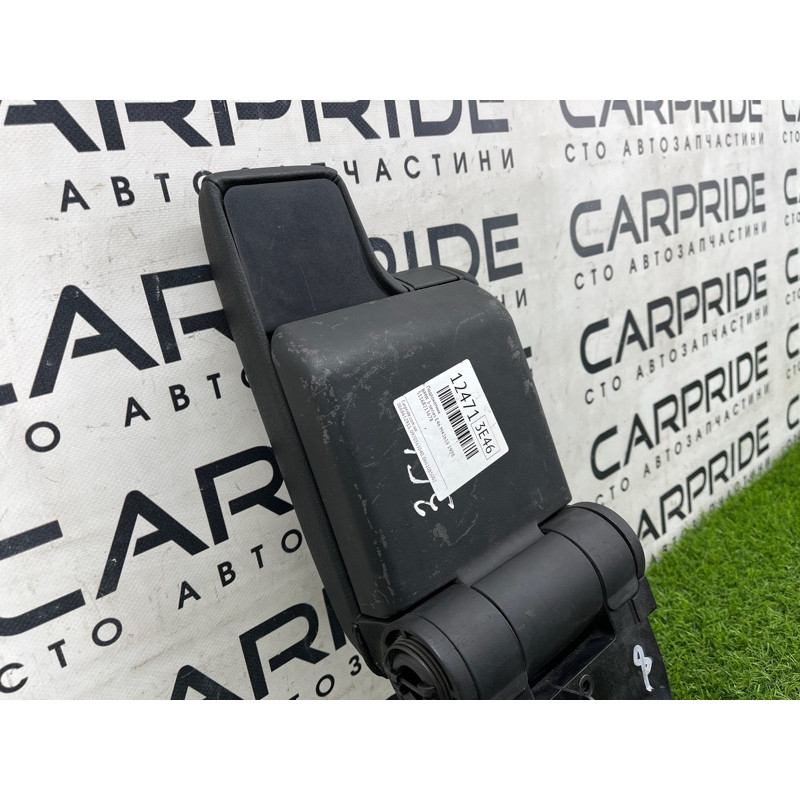 Подлокотник (салон) BMW 3-series E46 1998 M43b18 51168213678